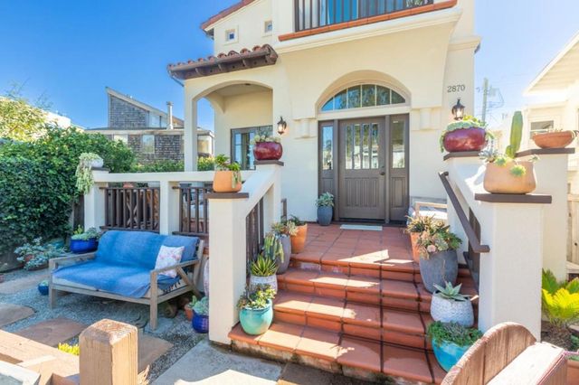 2870 Chesterfield Drive, Santa Cruz, CA 95062