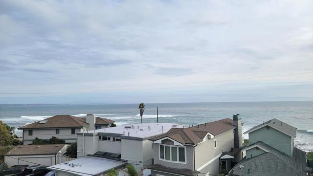 2870 Chesterfield Drive, Santa Cruz, CA 95062