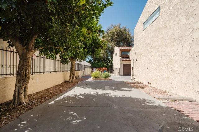 8740 Willis Avenue 6, Panorama City, CA 91402