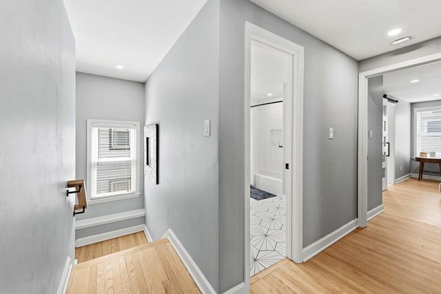 5973 N Bay Ridge AVENUE, Whitefish Bay, WI 53217