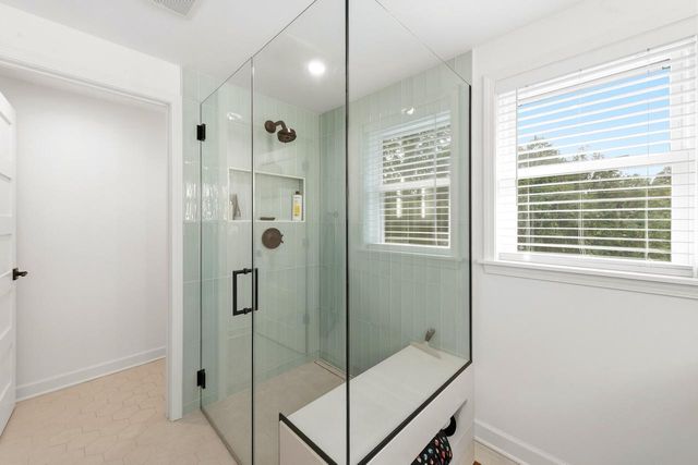 5973 N Bay Ridge AVENUE, Whitefish Bay, WI 53217