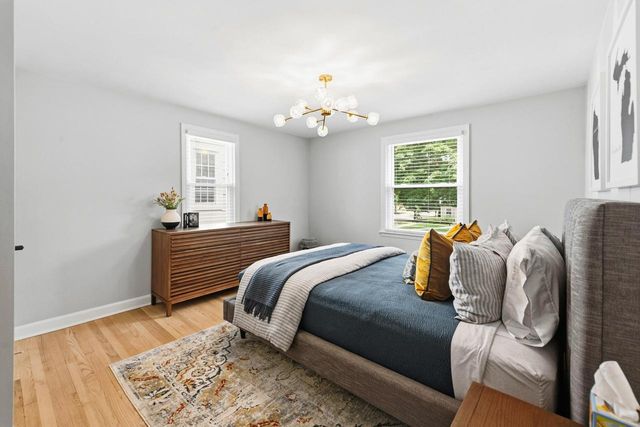 5973 N Bay Ridge AVENUE, Whitefish Bay, WI 53217