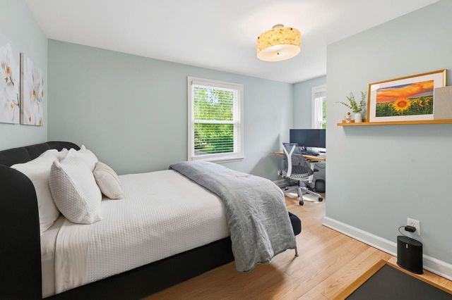5973 N Bay Ridge AVENUE, Whitefish Bay, WI 53217