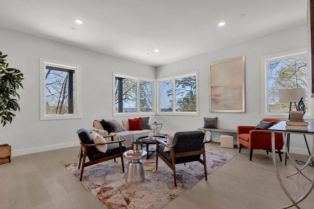 123 N Riverside Avenue, Croton-on-hudson, NY 10520