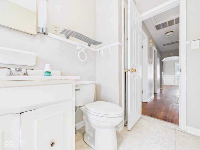 3741 Forrest Terrace, Anderson, IN 46013