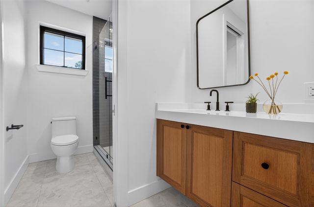 6446 Lange Circle, Dallas, TX 75214