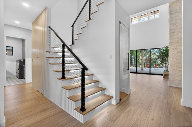 6446 Lange Circle, Dallas, TX 75214