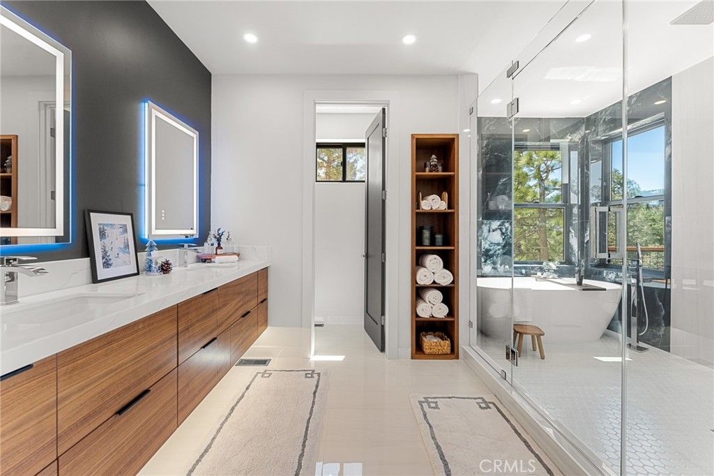 Image 29 of property listing at 506 Woodbridge Drive, Big Bear City, CA 92314