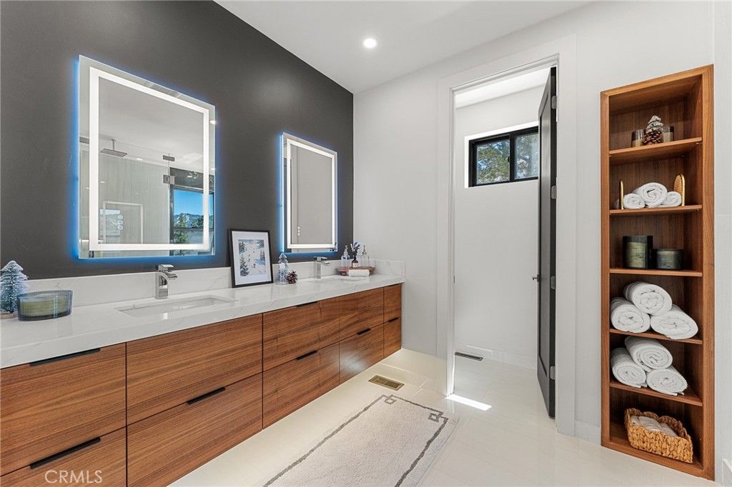 Image 30 of property listing at 506 Woodbridge Drive, Big Bear City, CA 92314