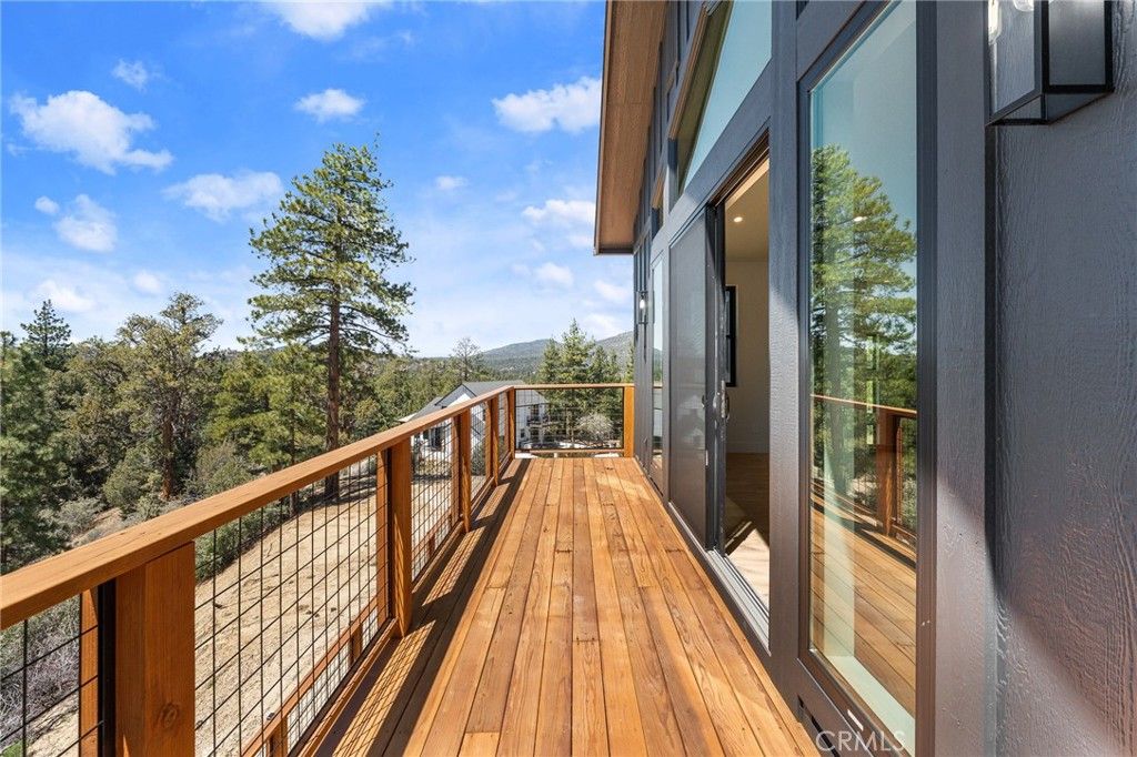 Image 47 of property listing at 506 Woodbridge Drive, Big Bear City, CA 92314
