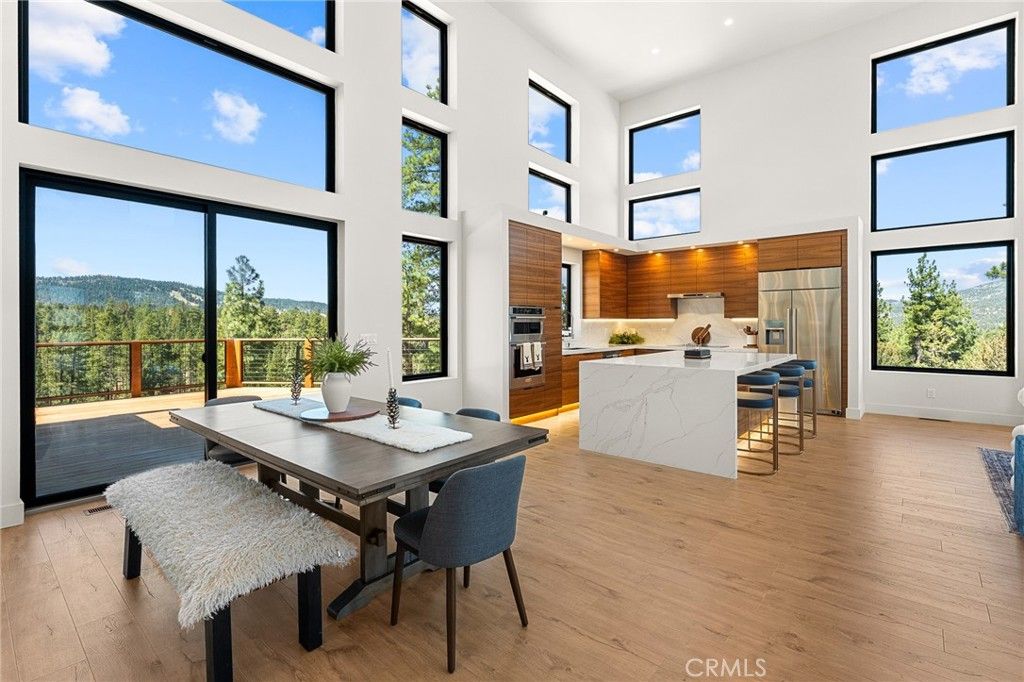 Image 6 of property listing at 506 Woodbridge Drive, Big Bear City, CA 92314