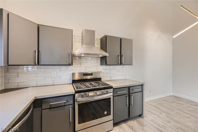 2153 Jasper Bluff Street 201, Las Vegas, NV 89117