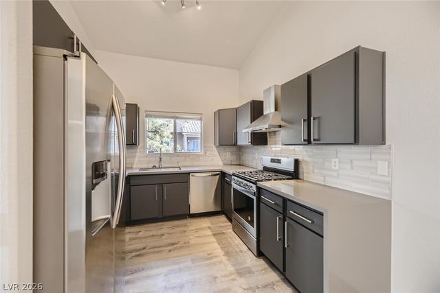 2153 Jasper Bluff Street 201, Las Vegas, NV 89117