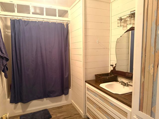 422 Justin St, Lockport, LA 70394