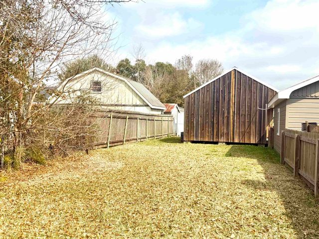 422 Justin St, Lockport, LA 70394