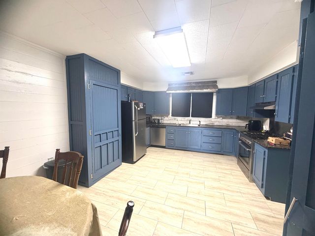 422 Justin St, Lockport, LA 70394