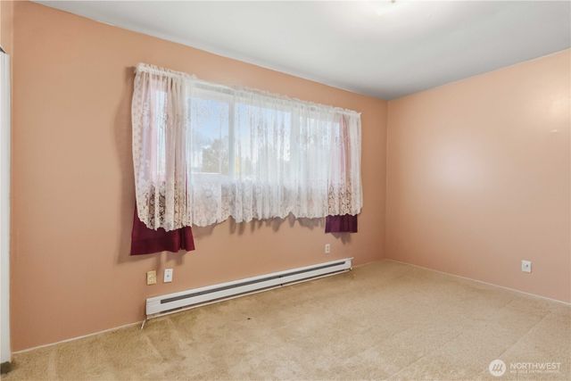 2947 Douglas St, Longview, WA 98632