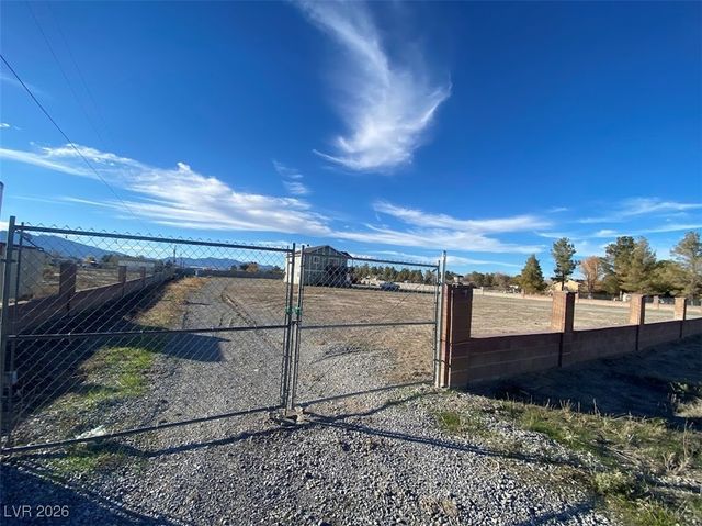 4910 Elizabeth Street, Pahrump, NV 89048