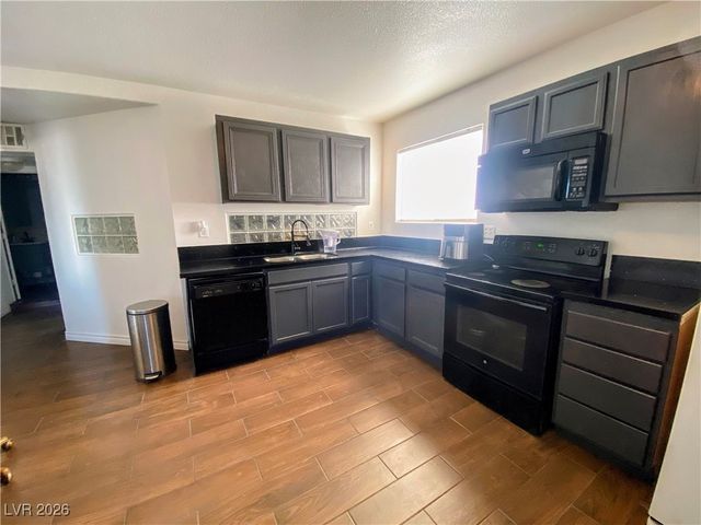 4910 Elizabeth Street, Pahrump, NV 89048