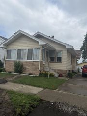 374 Woodworth Street, Marine City, MI 48039