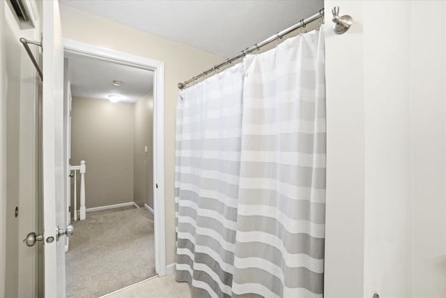 23 Colonial Drive, Merrimack, NH 03054