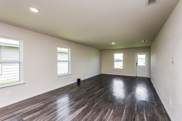 427 Shorty Street, Mabank, TX 75147