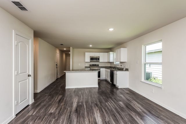 427 Shorty Street, Mabank, TX 75147