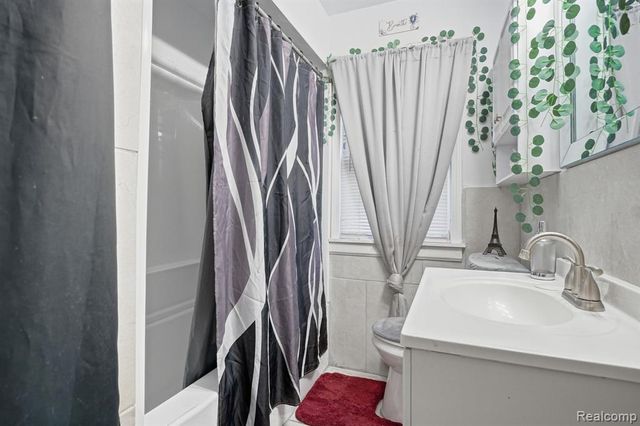 11421 Engleside Street, Detroit, MI 48205