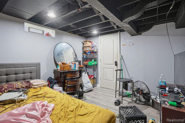 11421 Engleside Street, Detroit, MI 48205