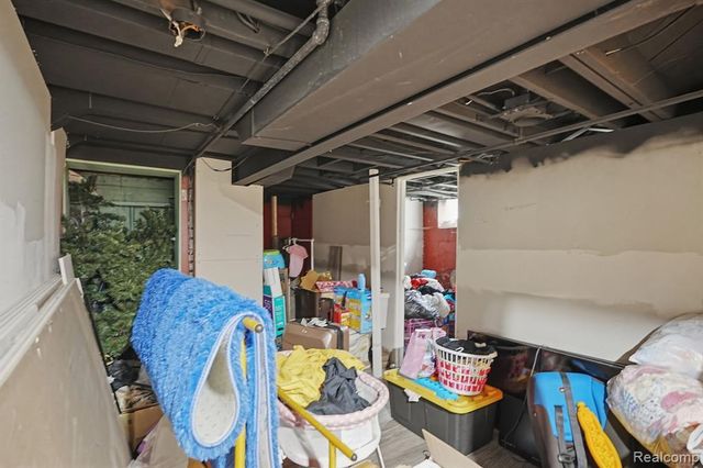 11421 Engleside Street, Detroit, MI 48205