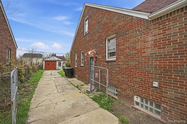 11421 Engleside Street, Detroit, MI 48205