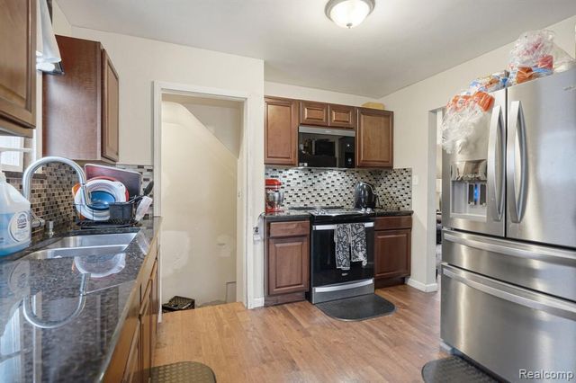 11421 Engleside Street, Detroit, MI 48205