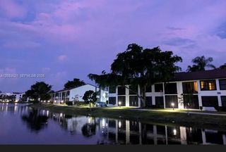 201 Lake Pointe Drive 203, Oakland Park, FL 33309