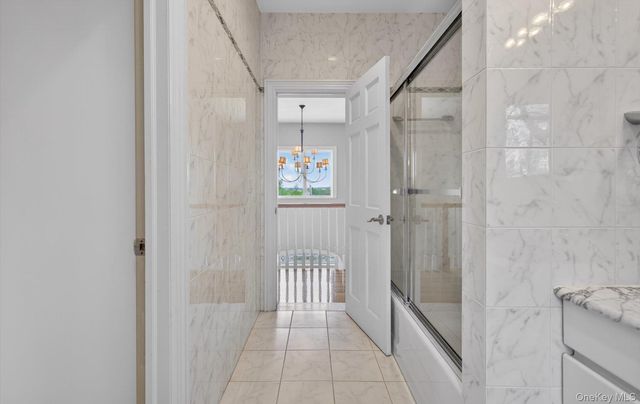 16 E Slope Road, Bayville, NY 11709