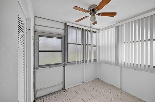 2965 Crosley Drive W B, West Palm Beach, FL 33415