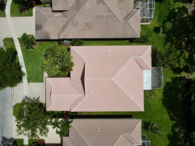 9110 Bay Harbour Circle, West Palm Beach, FL 33411