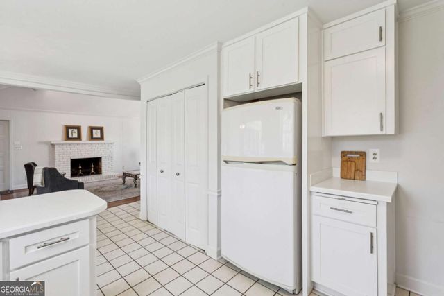 6105 River Shore Parkway, Atlanta, GA 30328