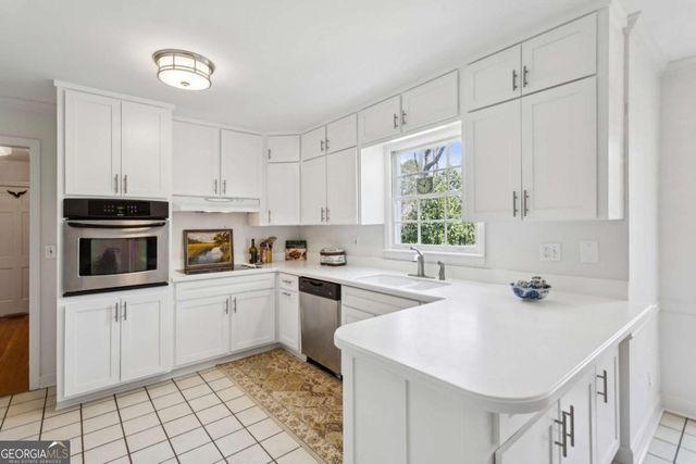 6105 River Shore Parkway, Atlanta, GA 30328