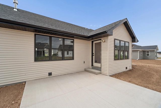 2645 CORNELL AVENUE, Neenah, WI 54956
