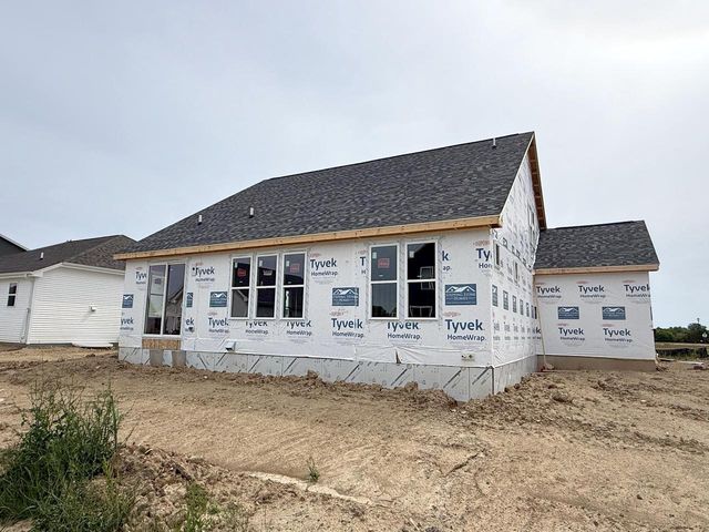 3700 Bishops Cap DRIVE, Franksville, WI 53126