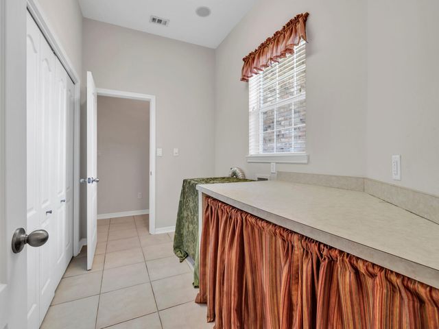 1767 Bridgeport Colony Lane, Fort Walton Beach, FL 32547