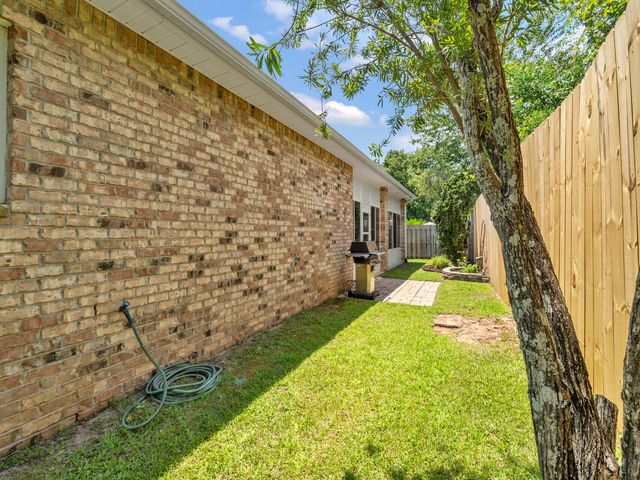 1767 Bridgeport Colony Lane, Fort Walton Beach, FL 32547