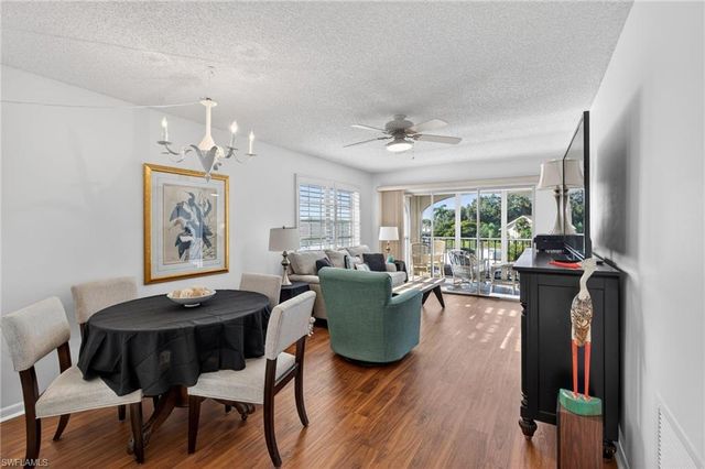 5 High Point CIR W # 303, Naples, FL 34103