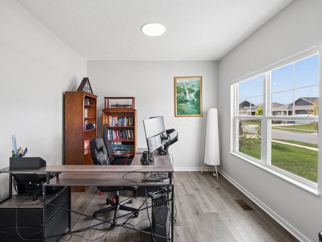 721 Leslie Drive, Plain City, OH 43064