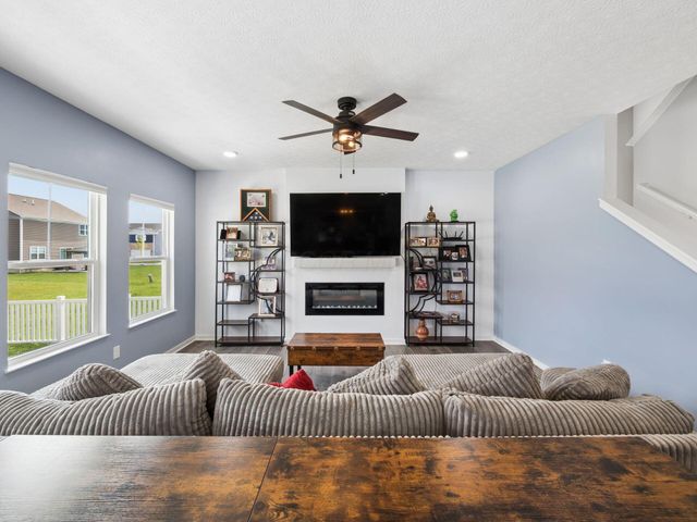 721 Leslie Drive, Plain City, OH 43064