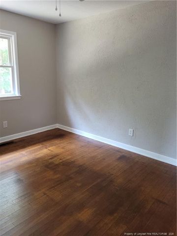 182 SUMMER HILL Road, Fayetteville, NC 28303
