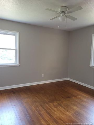 182 SUMMER HILL Road, Fayetteville, NC 28303