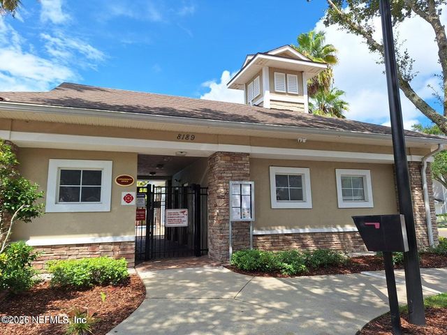 7061 SNOWY CANYON Drive 110, Jacksonville, FL 32256