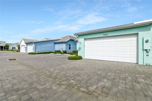 7060 Saona CT, Naples, FL 34113