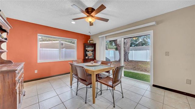 812 REGENT CIRCLE S, Brandon, FL 33511